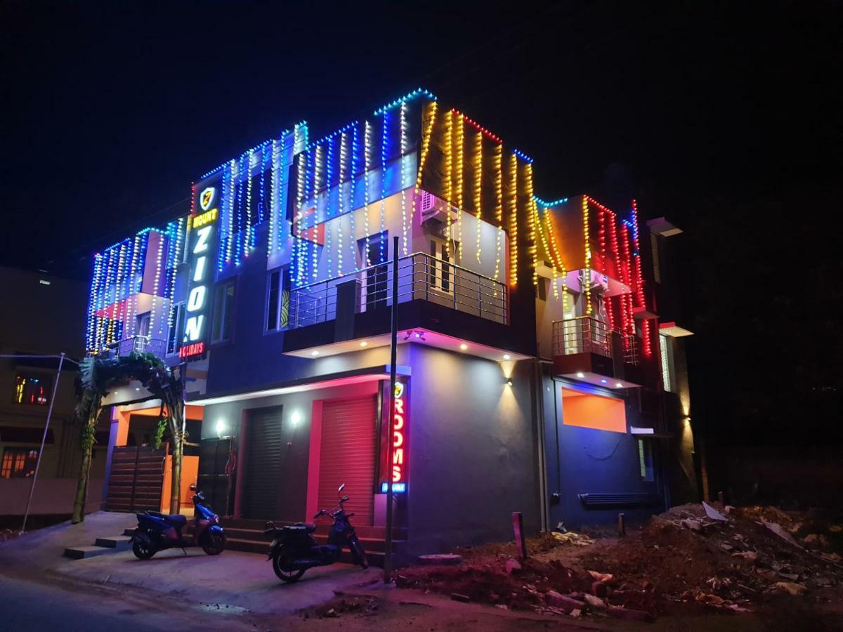 Mount Zion Holidays Hotel Kuttālam Kültér fotó