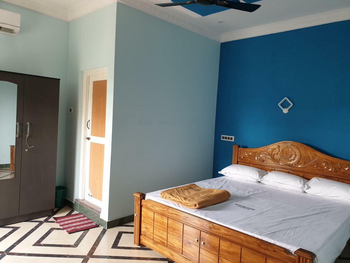 Mount Zion Holidays Hotel Kuttālam Kültér fotó