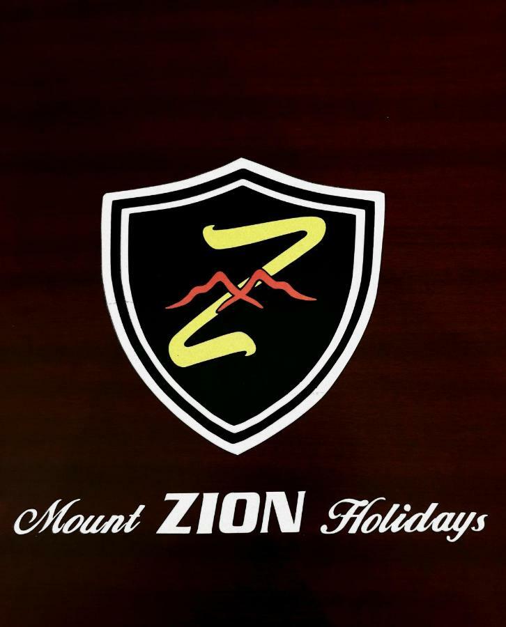 Mount Zion Holidays Hotel Kuttālam Kültér fotó